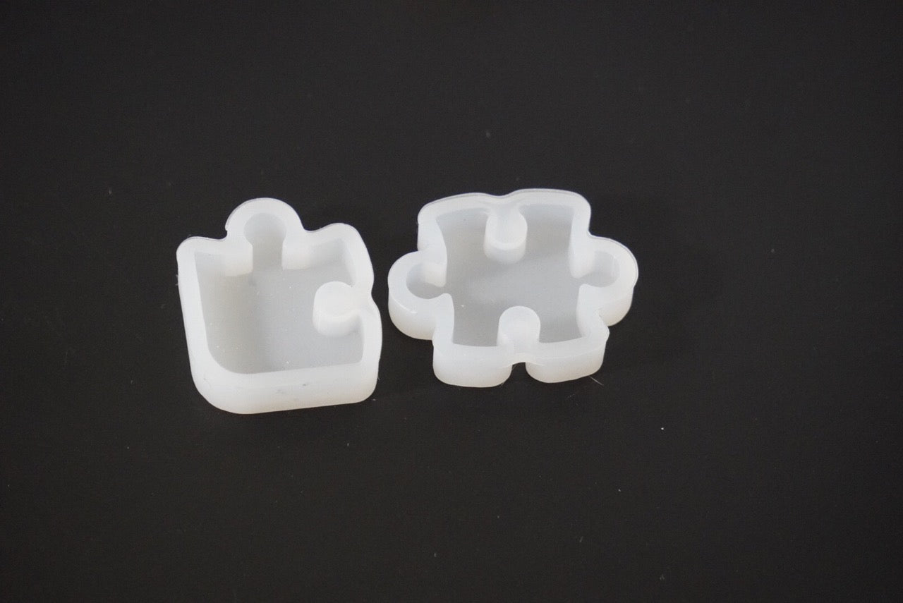 Puzzle Pieces Keychain Set