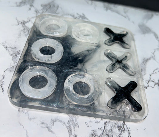 Tic-Tac-Toe set